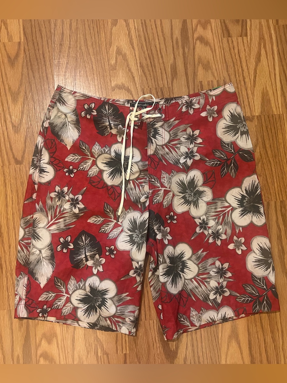 Abercrombie & Fitch Red Floral Men's Swim Trunks
